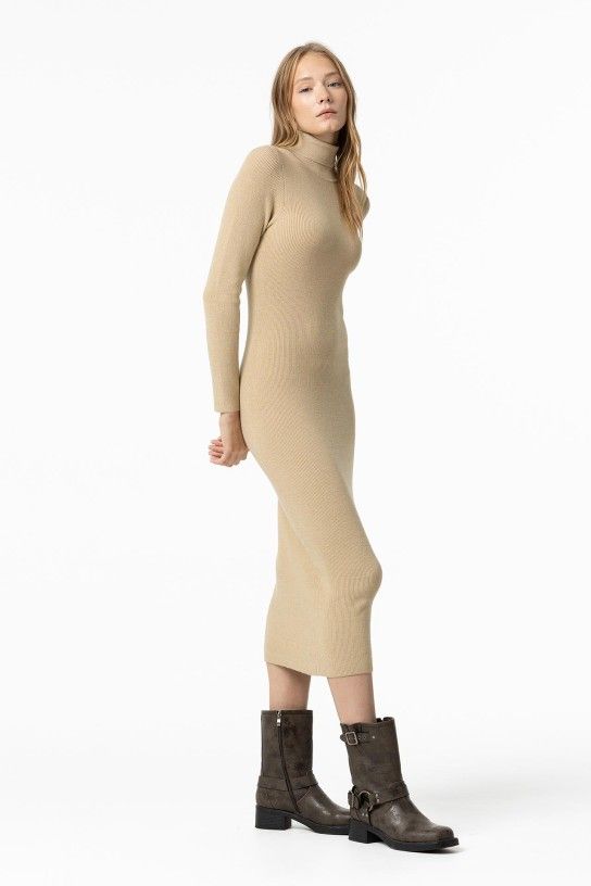 Vestidos y monos Chloe 134